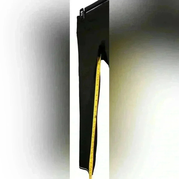 Women’s Athleta Black Ankle Leggings: w/ Pockets & White Reflectors: size XS - Picture 6 of 9